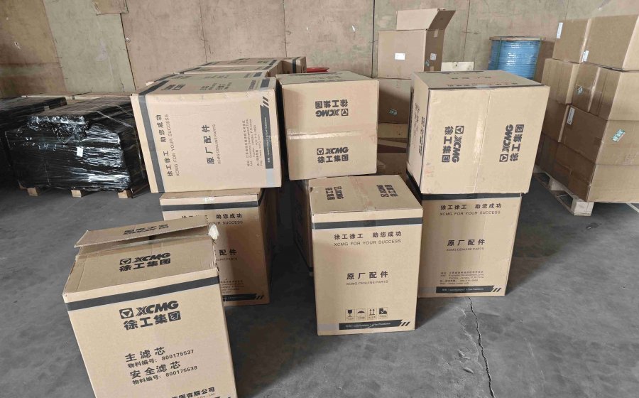 A batch of XCMG mine truck and wheel loader fitlers send to Brasil