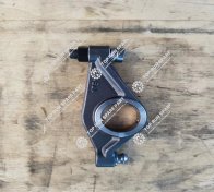 Rocker Arm Bracket 1000495389 (1)