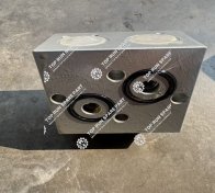 Balance valve XCMG-101526 (3)